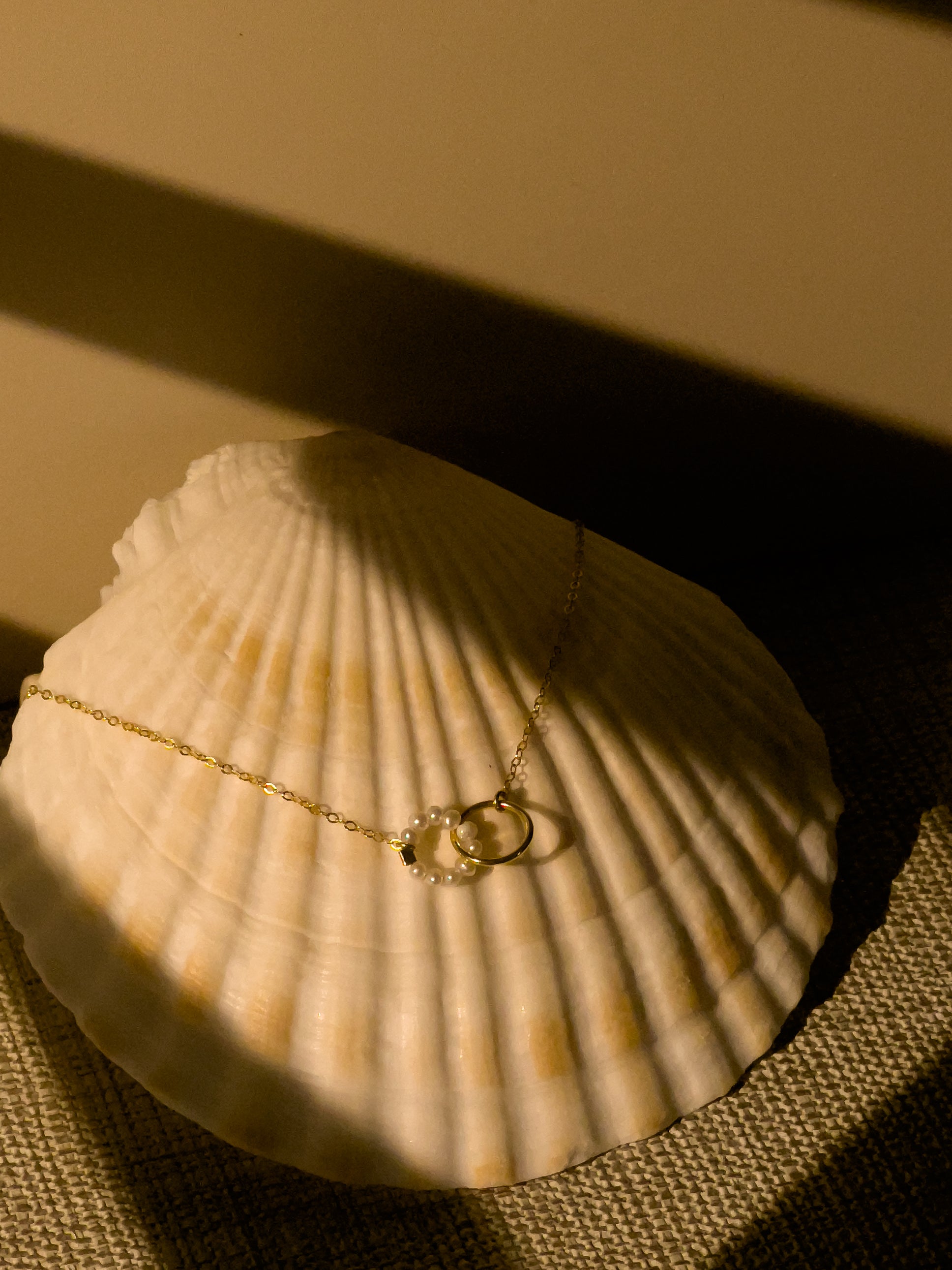 Little Secret Pearl Ring Choker