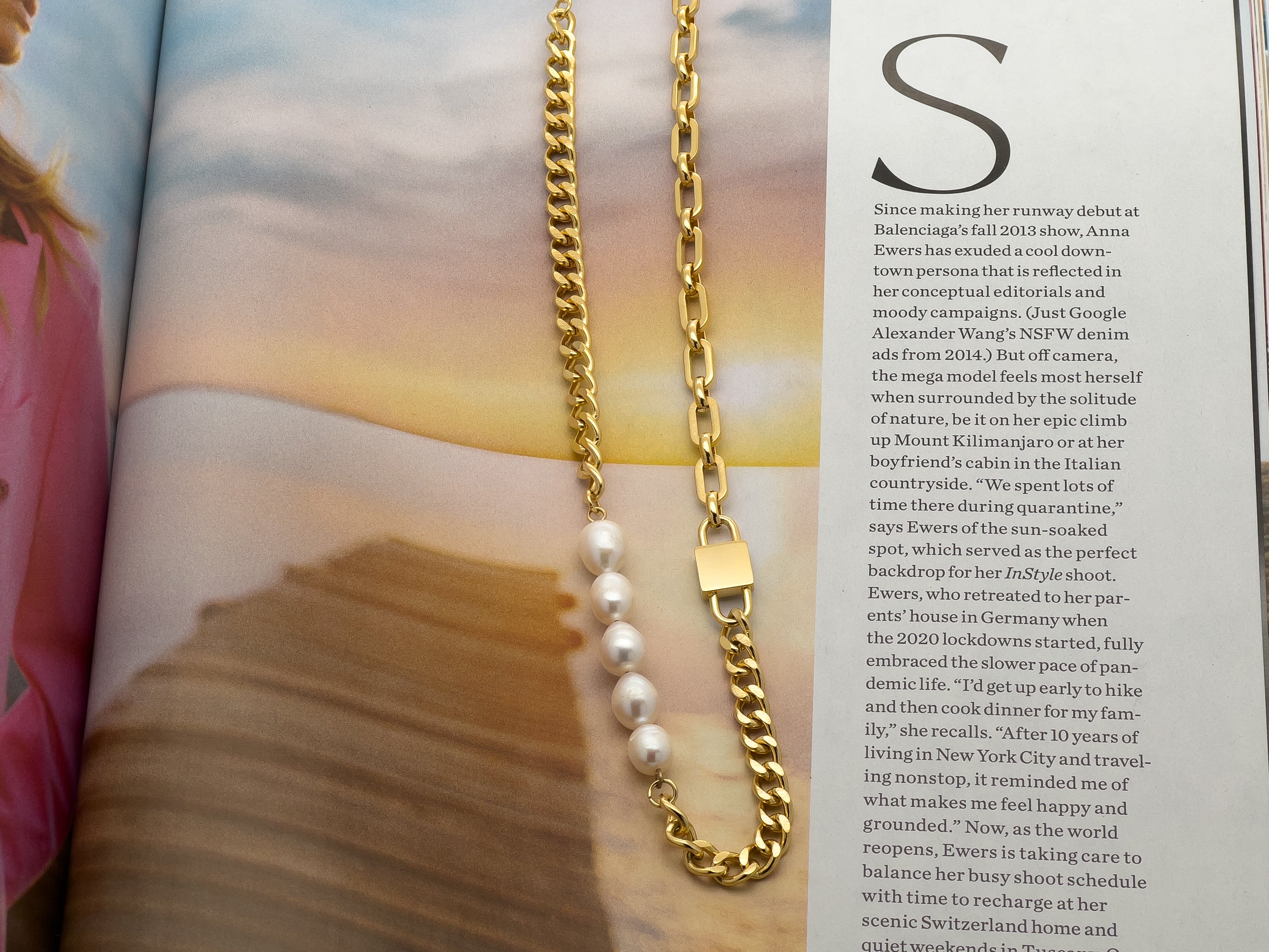 Khloe Bar Gold Chain Necklace - Online Jewelry Shop | Chic Chic Bon