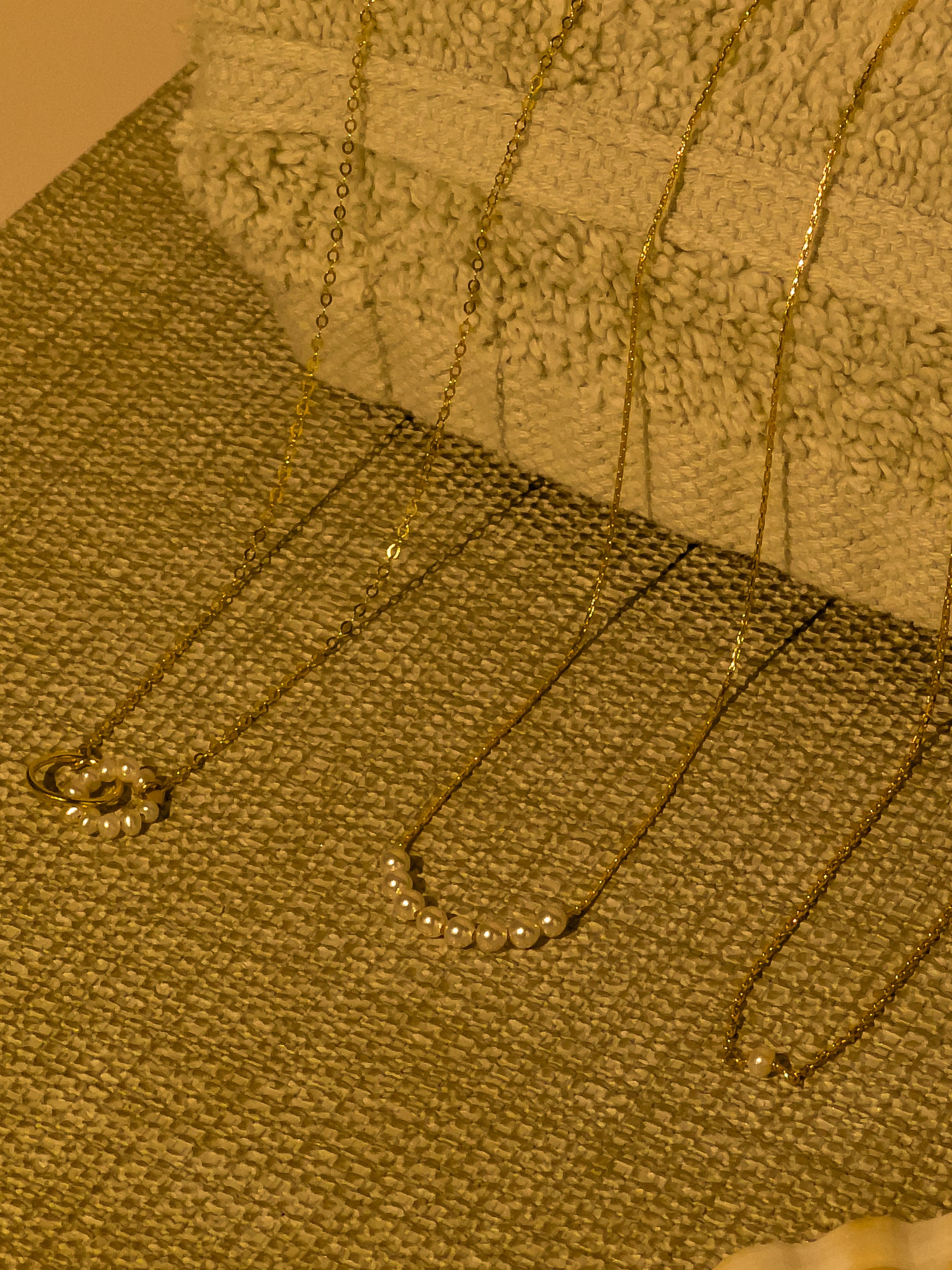 Pearl Venus Layered Chain