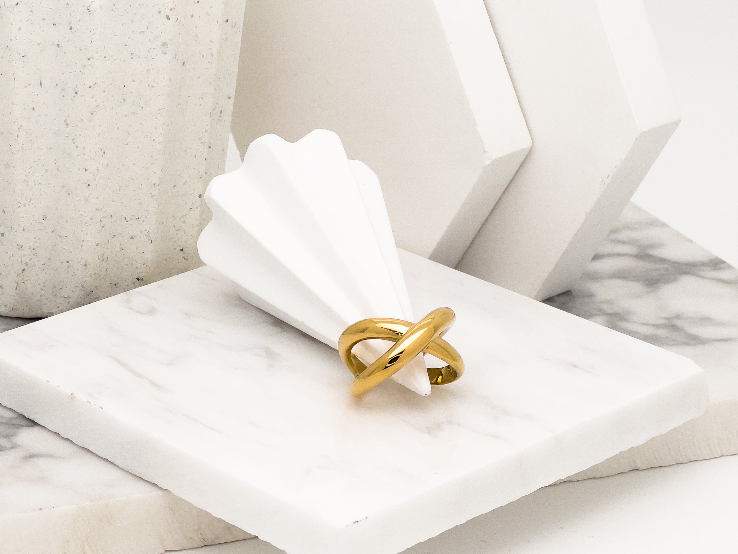 French Hugging Multi Wear Gold Ring - Everyday Jewelry | chic chic bon
