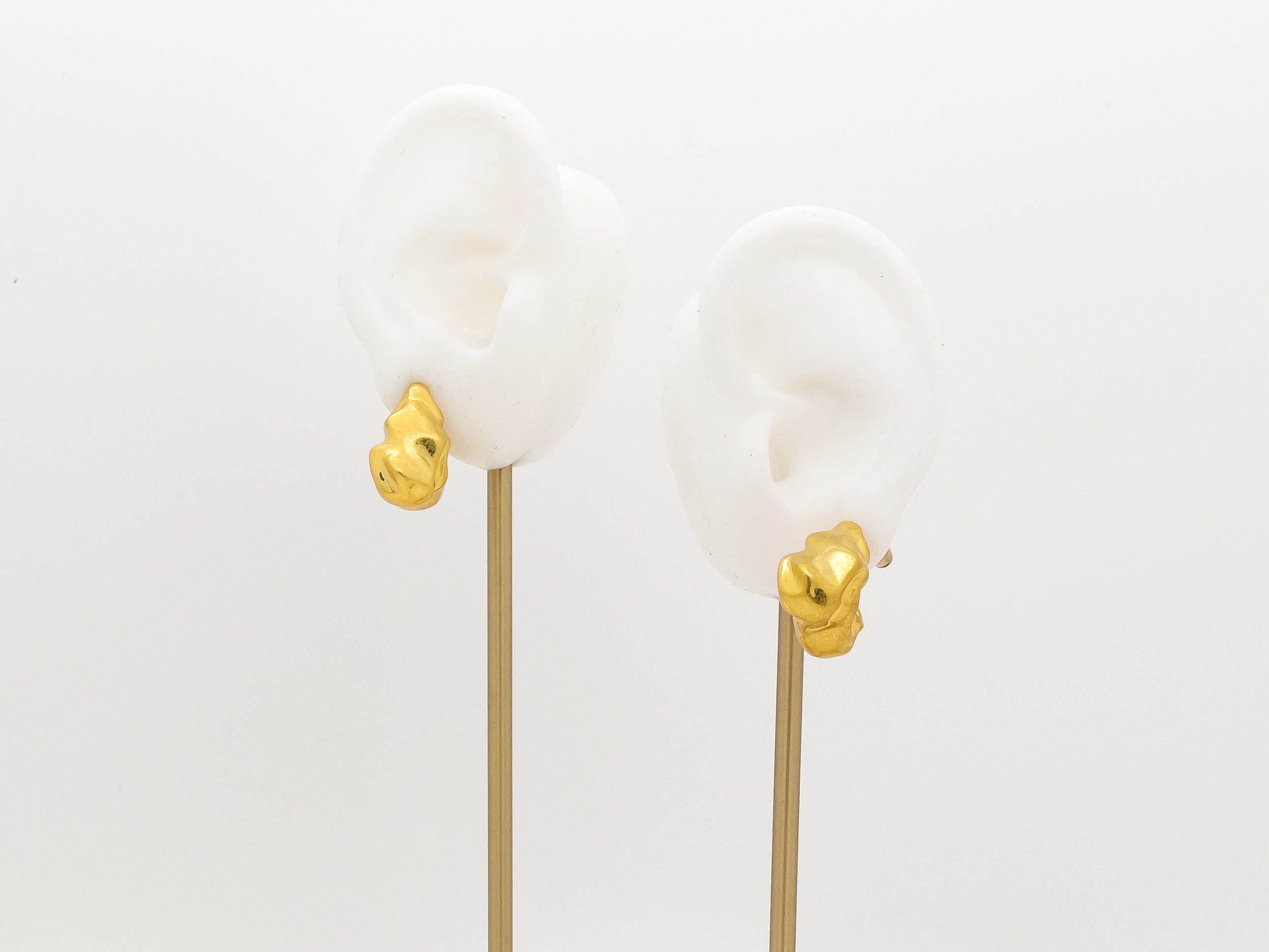 Eos Vintage Misty Gold Huggies